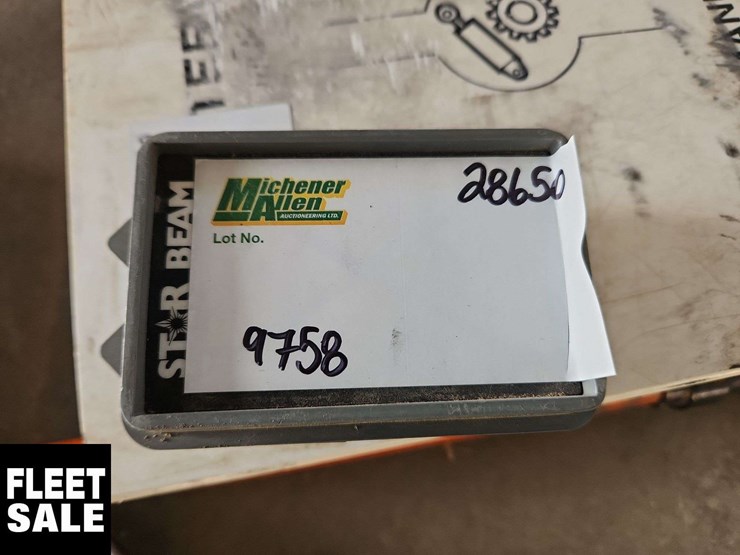 2008-freightliner-m2-106-image-56