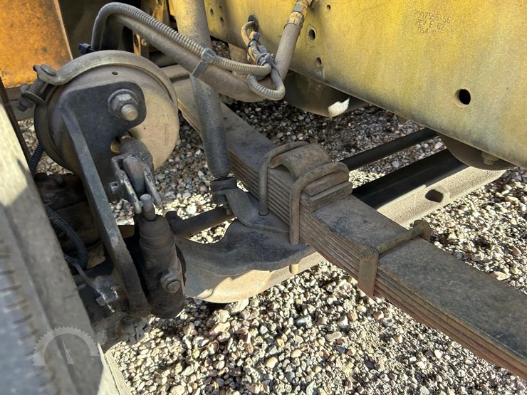 2001-international-4700-image-44