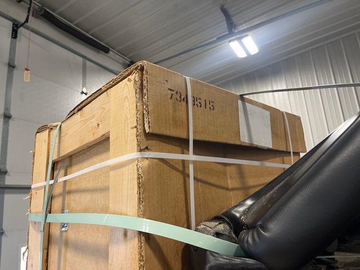 skid-steer-seat-image-12