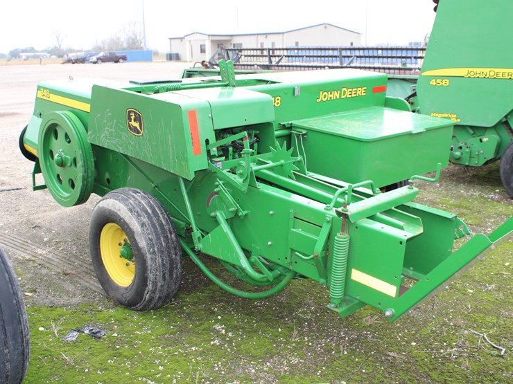john-deere-348-image-2