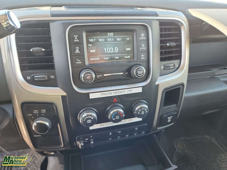 2014-ram-2500-slt-image-24