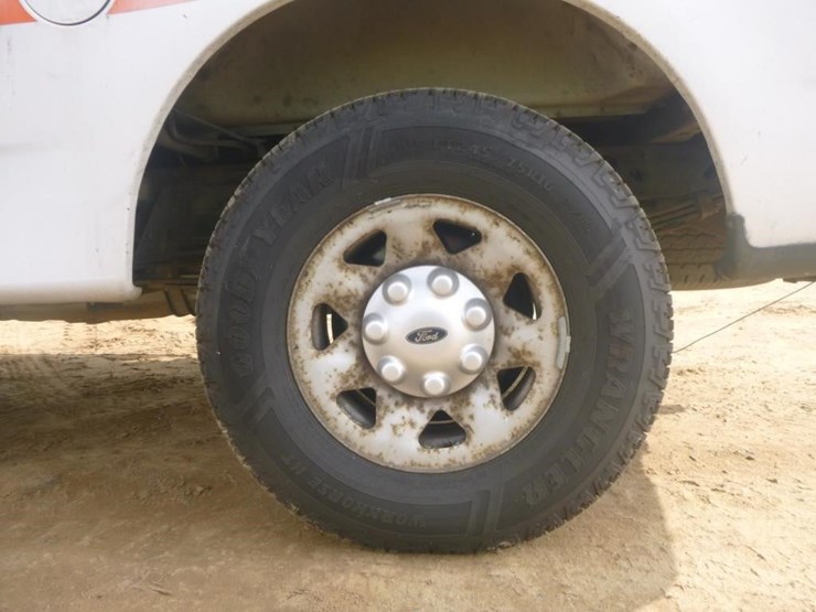 2004-ford-f150-image-10