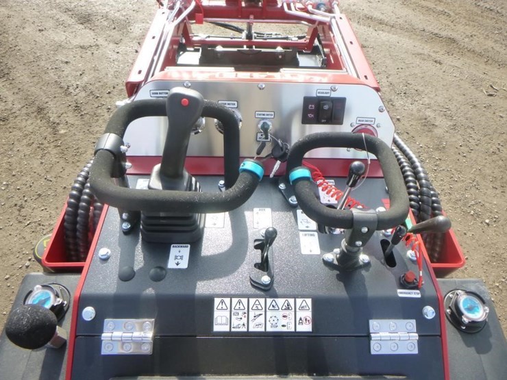 2025-stag-tl425-skid-steer-track-loader-image-15