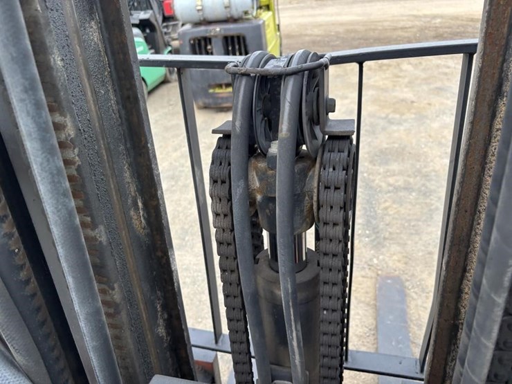 toyota-7fgu25-image-14