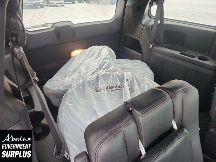 2020-dodge-grand-caravan-sxt-image-16