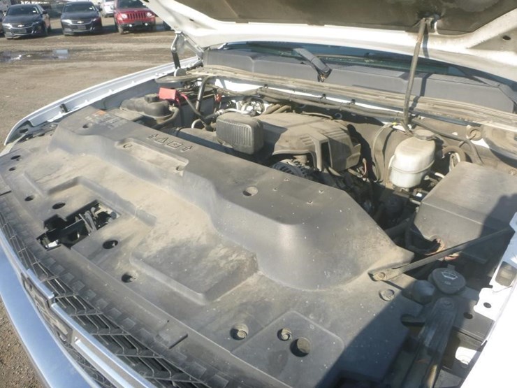 2011-chevrolet-2500-image-17