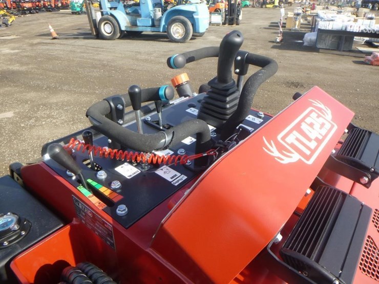 2025-stag-tl425-skid-steer-track-loader-image-17