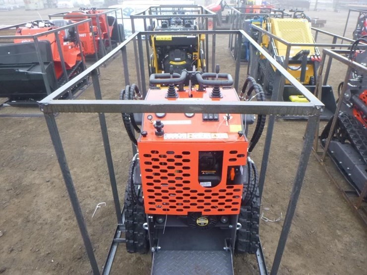 2025-agt-ysrt14-skid-steer-track-loader-image-6