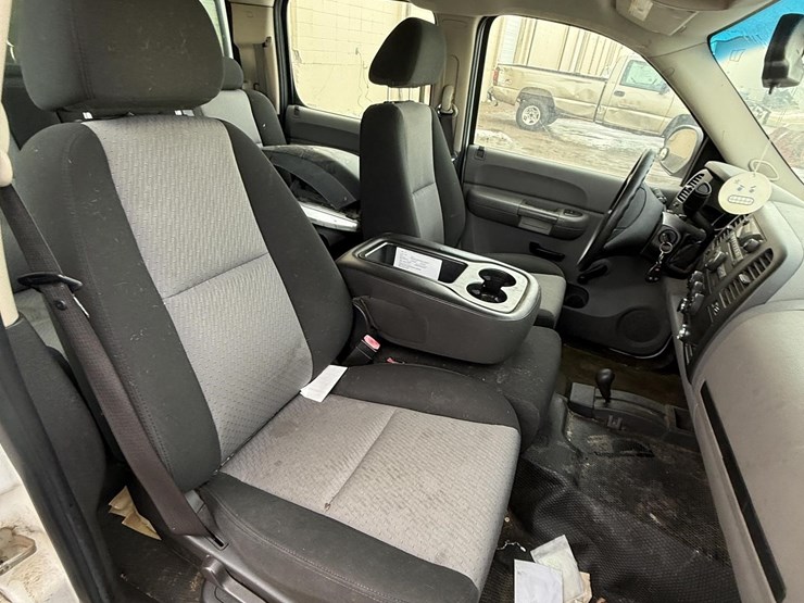 2009-chevrolet-silverado-1500-image-24