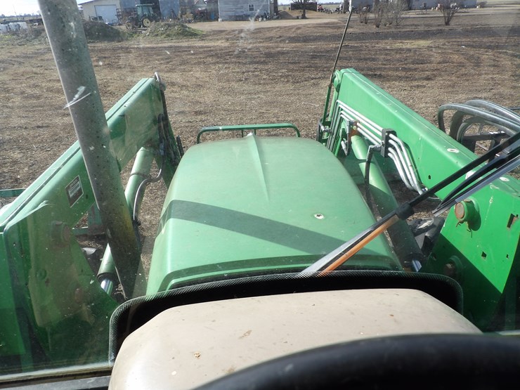 2010-john-deere-5083e-image-23