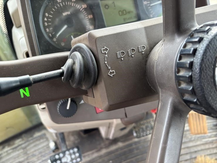 2003-john-deere-7220-image-23