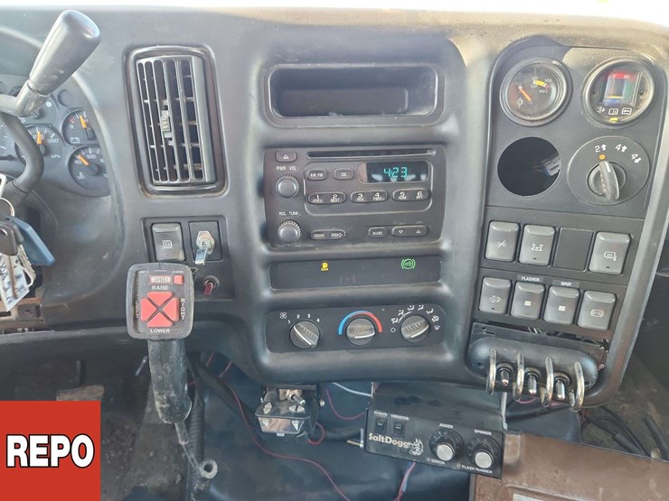 2007-gmc-topkick-c5500-image-20