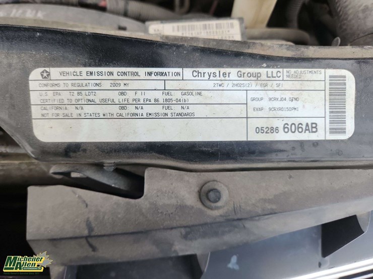 2009-chrysler-town-&-country-image-41