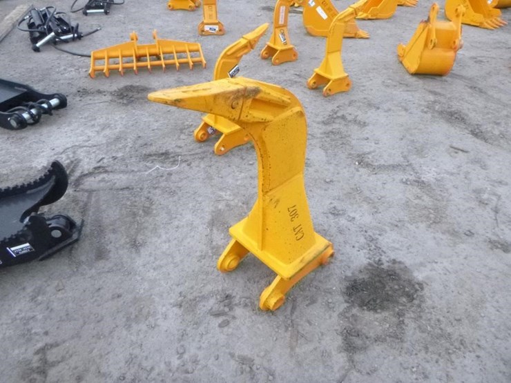 caterpillar-307-image-1