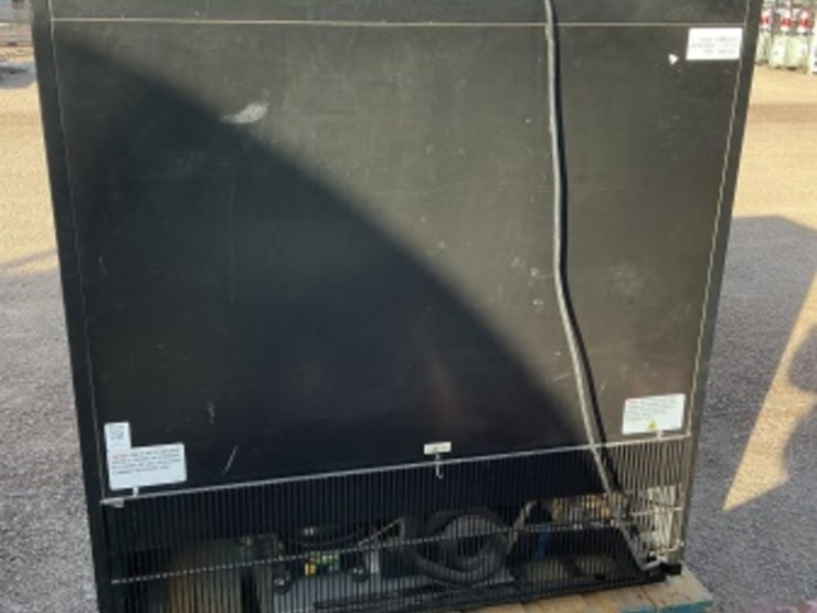 true-commercial-refrigerator-image-3