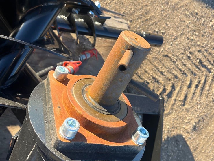 mower-king-post-hole-digger-image-8