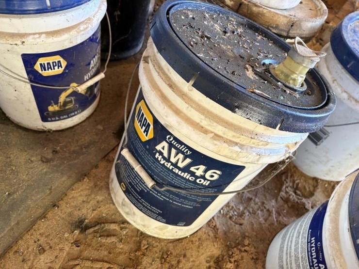 napa-hydraulic-&-other-oils-image-6