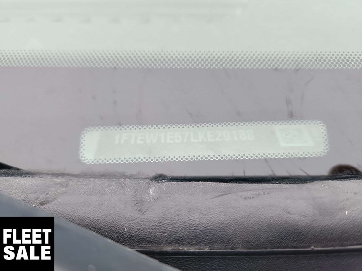 2020-ford-f150-image-39