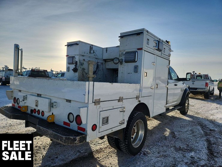 2014-ram-5500-4x4-s/a-service-truck-image-4