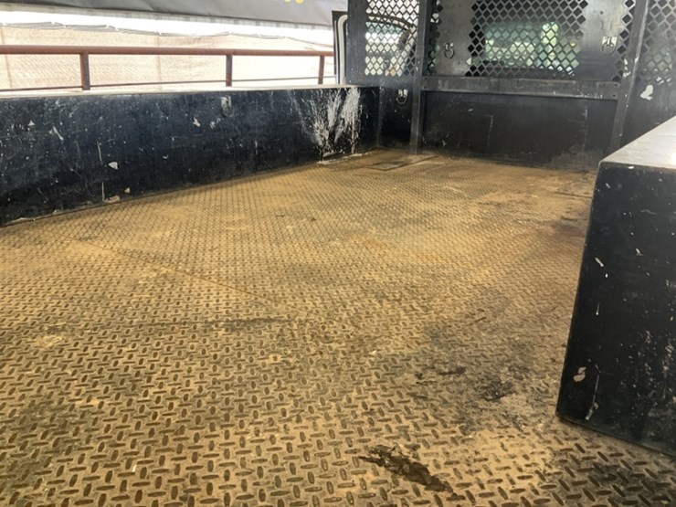 2017-ford-f350-image-10