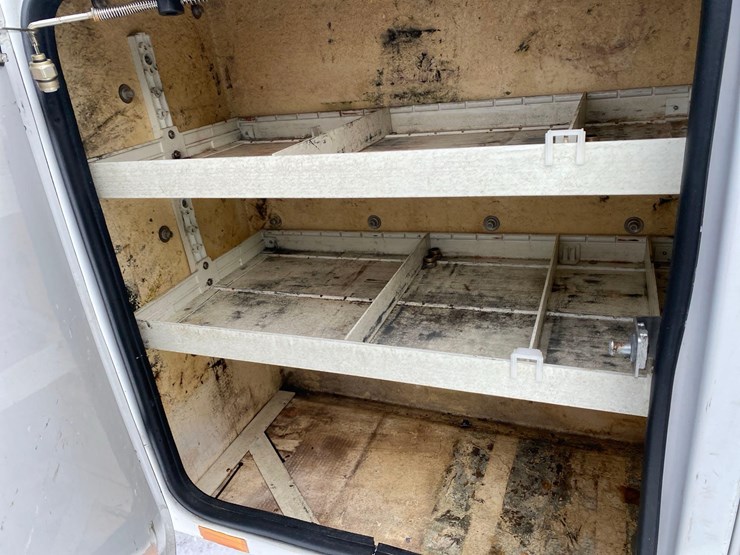 2014-ford-f350-sd-image-46