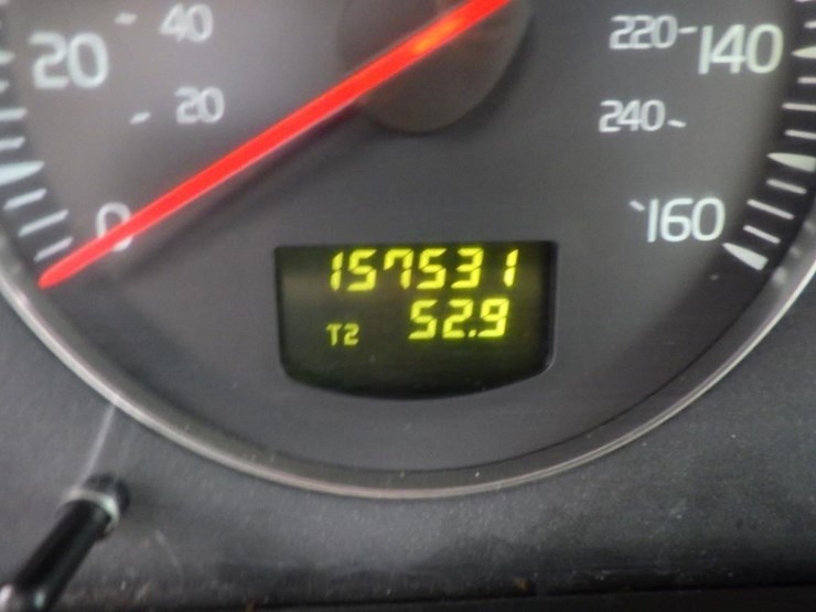 2004-volvo-xc90-image-14