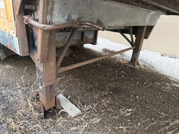 1992-kentucky-trailer-image-9