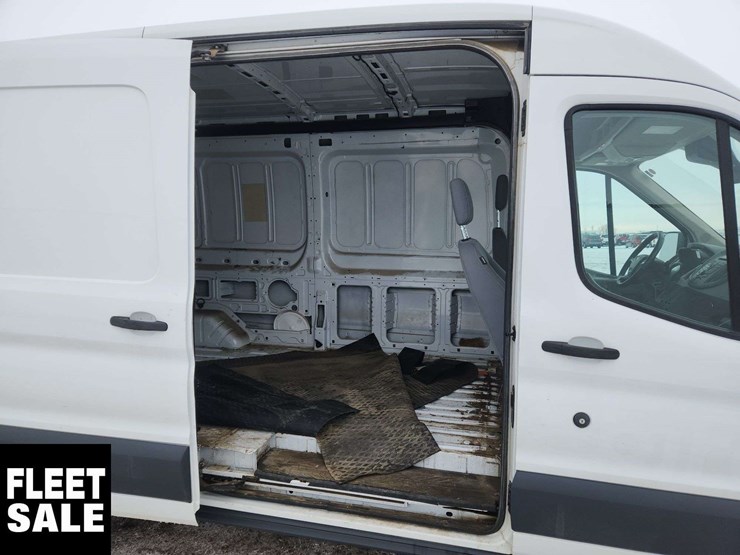 2017-ford-transit-image-28