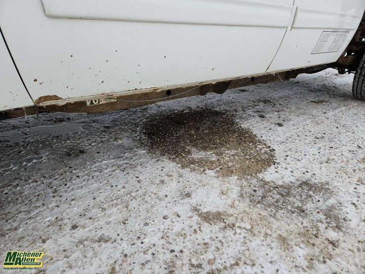 2012-gmc-sierra-3500hd-image-36