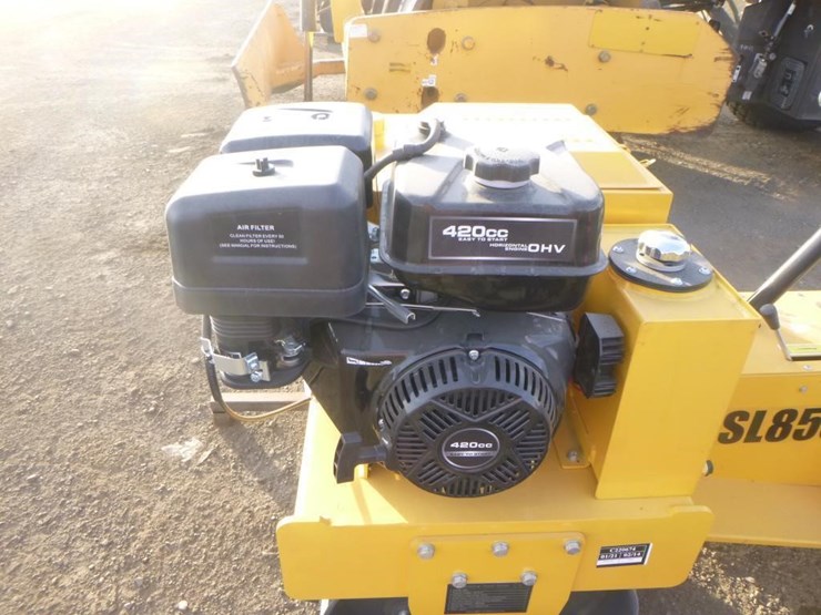 sdlool-sl850-tandem-vibratory-roller-image-18