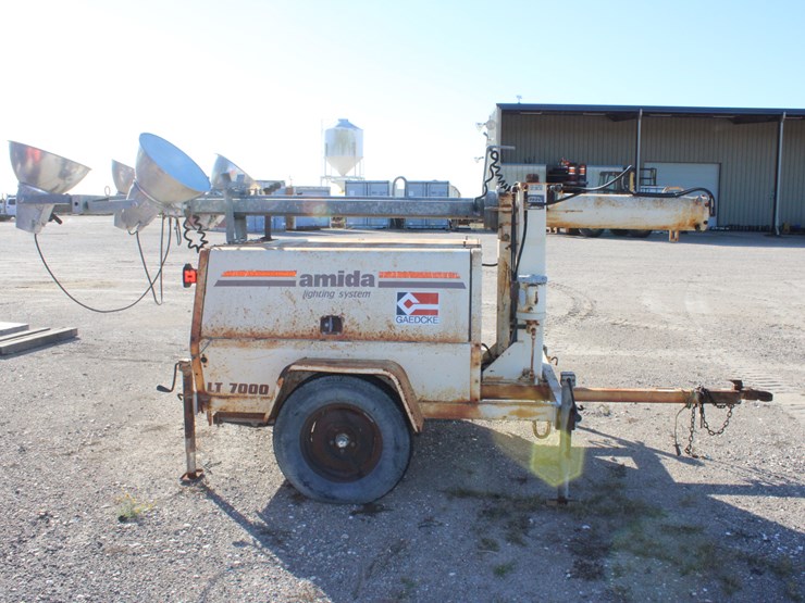 #1038-•-amida-light-tower-image-3