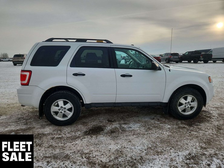 2011-ford-escape-xlt-image-9