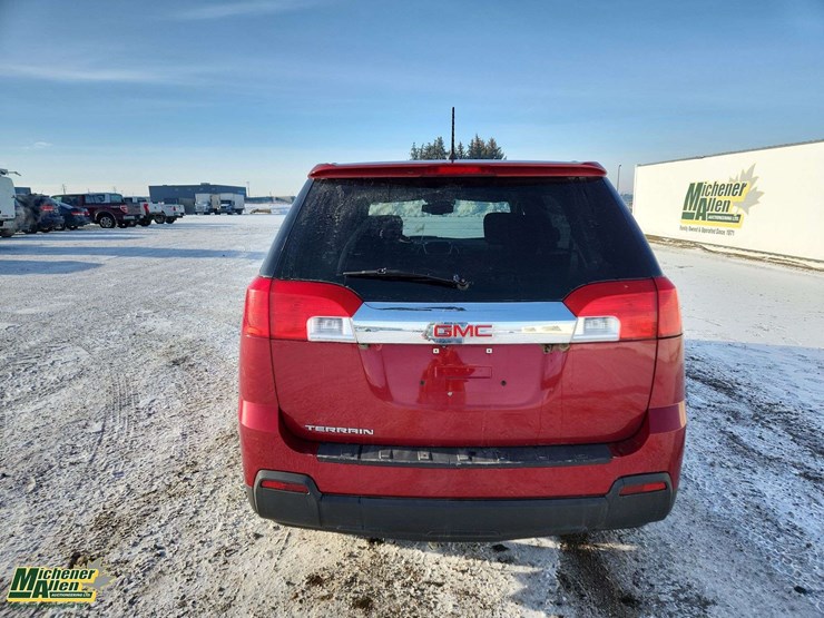 2013-gmc-terrain-sle-image-9