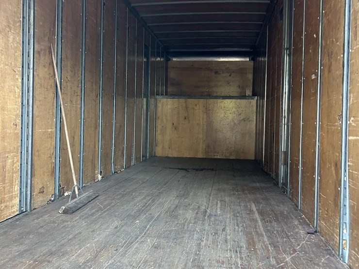 2001-international-4700-image-47