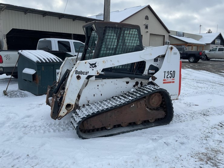 bobcat-t250-image-5