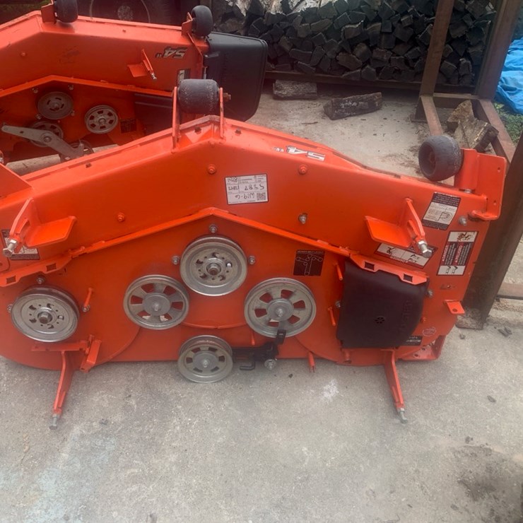 #4401 • 54" Kubota Lawn Mower Deck