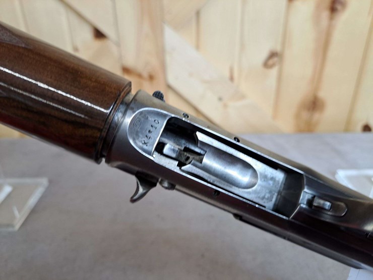 browning-sweet-16-16-gauge-a5-semiauto-shotgun-image-7