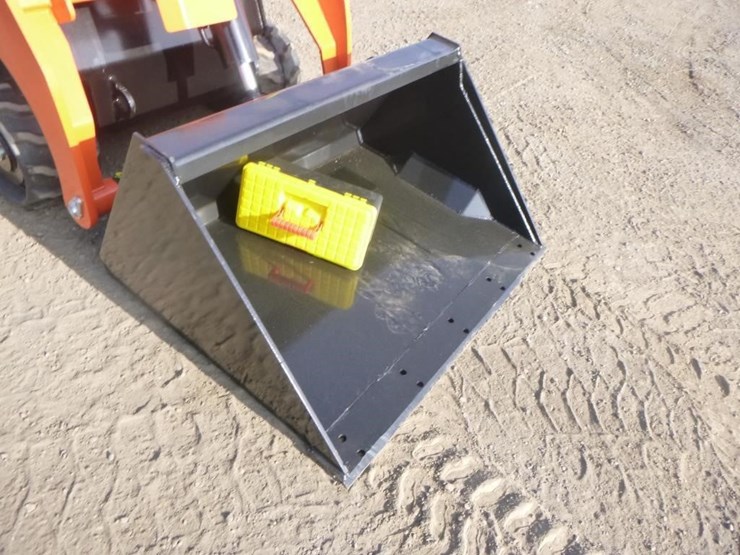 2025-sdlool-v1000-skid-steer-track-loader-image-10