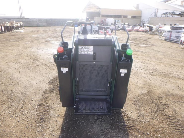 2026-kubota-d1703-image-8