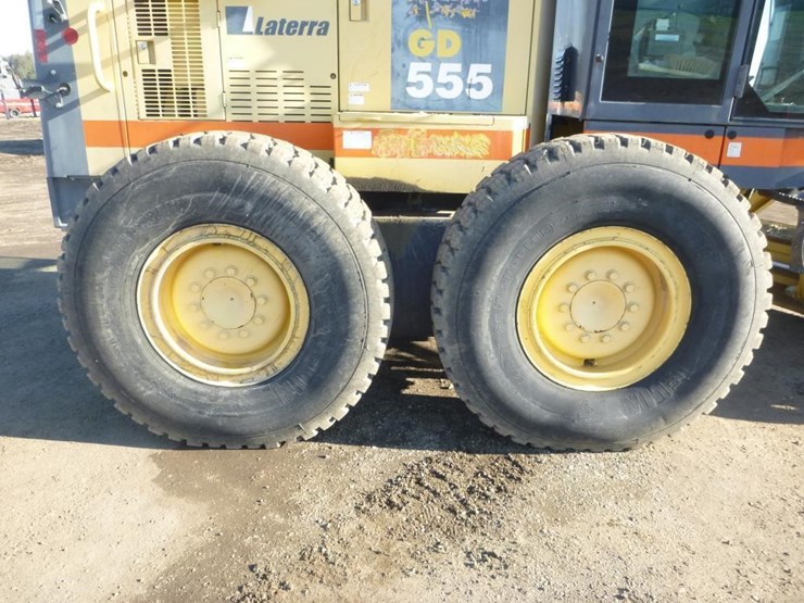 2006-komatsu-gd555-3c-image-46