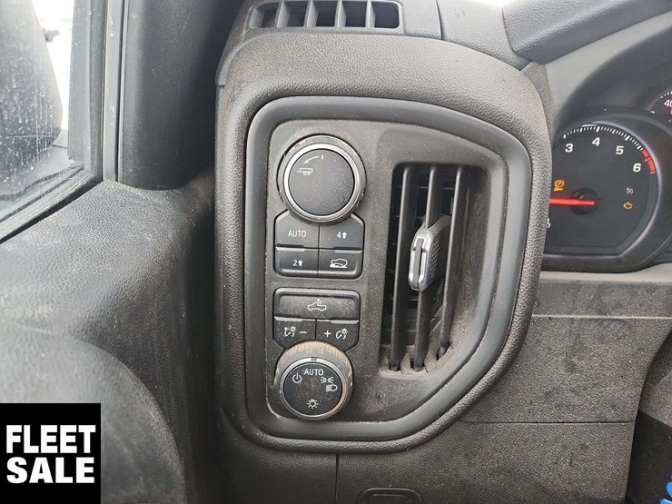 2021-chevrolet-silverado-1500-image-19