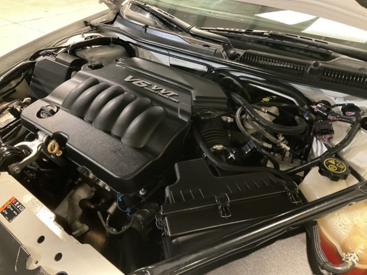 2015-chevrolet-impala-ls-sdn-image-10