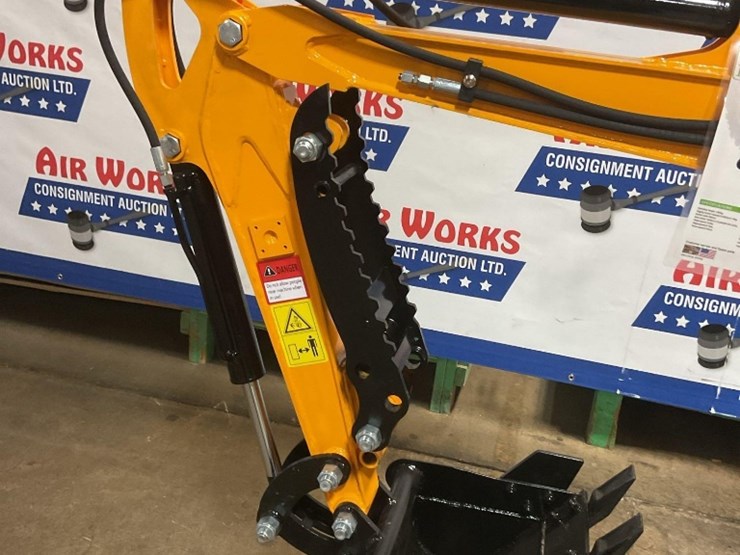 (inv.50006)-new-unused-miva-va15-mini-excavator,-13.5-hp-gas-engine,-pilot-controls,-aux.-hydraulic-image-5