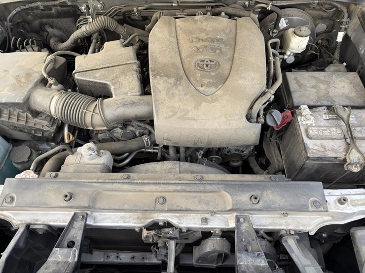 2020-toyota-tacoma-image-21