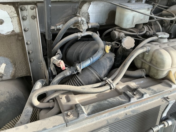 2002-workhorse-p20-delivery-van-image-13