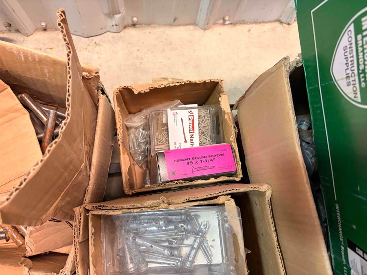 assortment-of-nails-fasteners-/w-misc-material-image-7