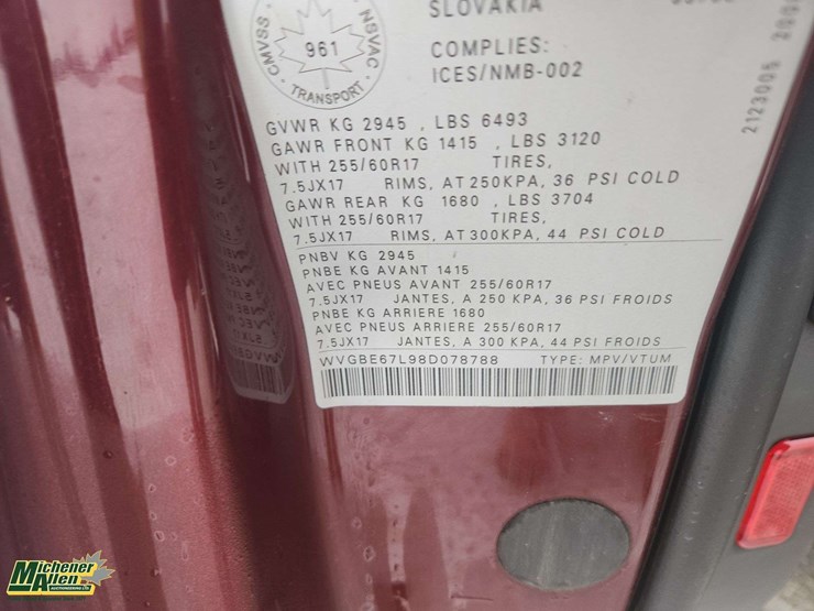 2008-volkswagen-touareg-image-39