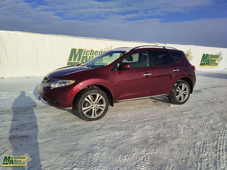 2011-nissan-murano-image-1