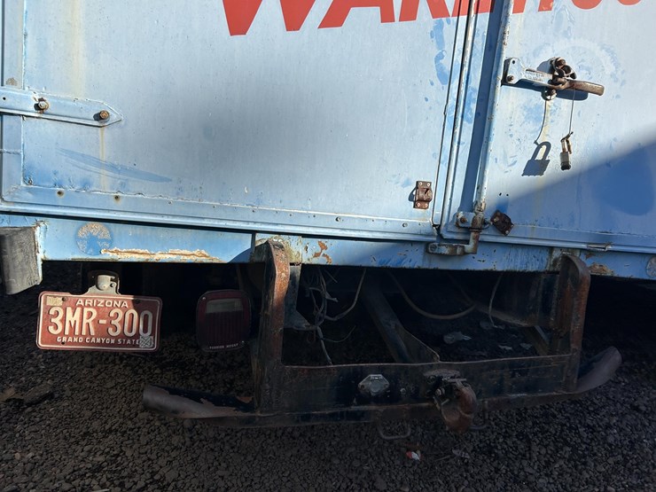 2015-volvo-f6-image-13