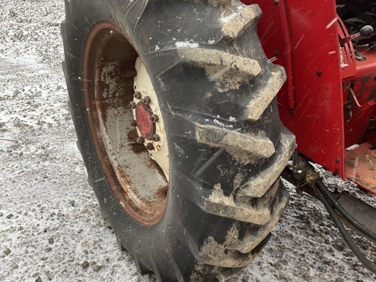 (inv.50089)-international-i464-tractor-loader,-40-hp,-pto,-meter-shows-11,375-hours,-runs-image-6
